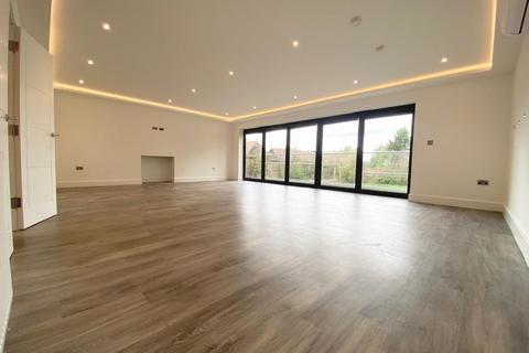 undefined, Allum Lane, Elstree, Borehamwood
