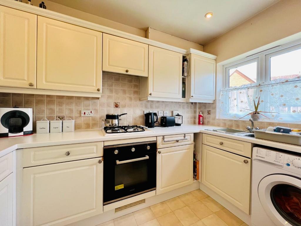 Haywain Close, Kingsnorth, Ashford 3 bed detached house for sale £415,000