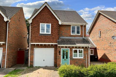 3 bedroom detached house for sale, Haywain Close, Kingsnorth, Ashford