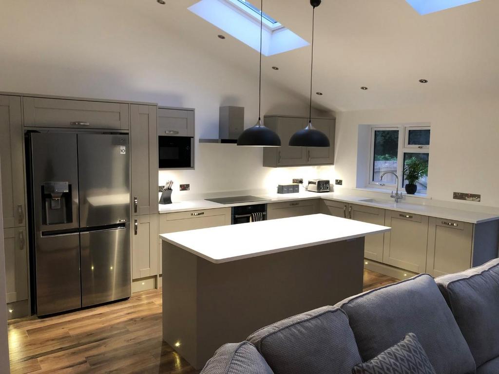 Kitchen new.jpg
