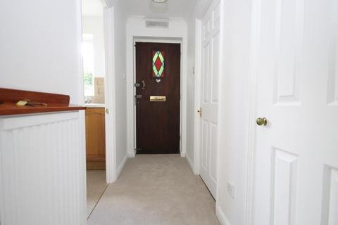 18 Bookham Grove, Great Bookham, Leatherhead, KT23 4NS