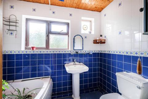 50 Lansdowne Road, London, E17 8QU
