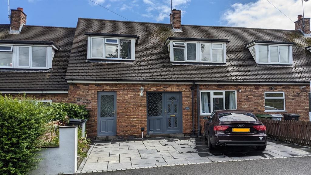 Dawson Road, Macclesfield 2 bed terraced house for sale £210,000