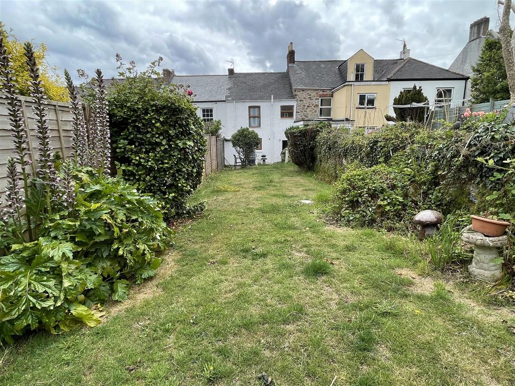 Alexandra Road, St. Austell 2 bed terraced house £195,000