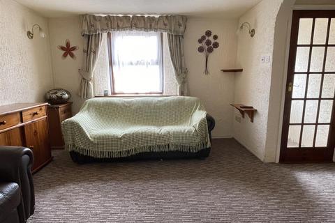 65 Alexandra Road, St Austell, PL25 4QW