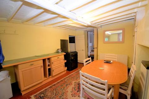 Ty Gwyn Factory Place, Tremadog, Porthmadog, LL49 9RE