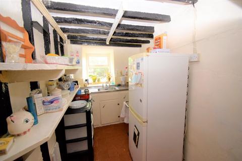 Ty Gwyn Factory Place, Tremadog, Porthmadog, LL49 9RE