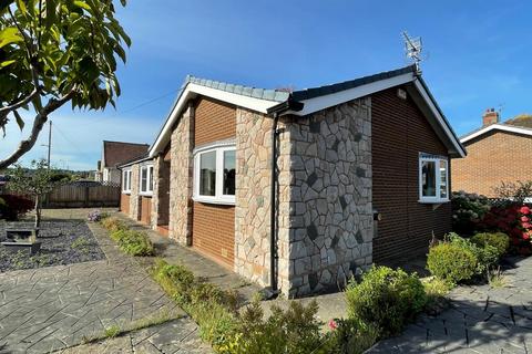 3 bedroom detached bungalow for sale, Mossley Mount, Penrhyn Bay, Llandudno