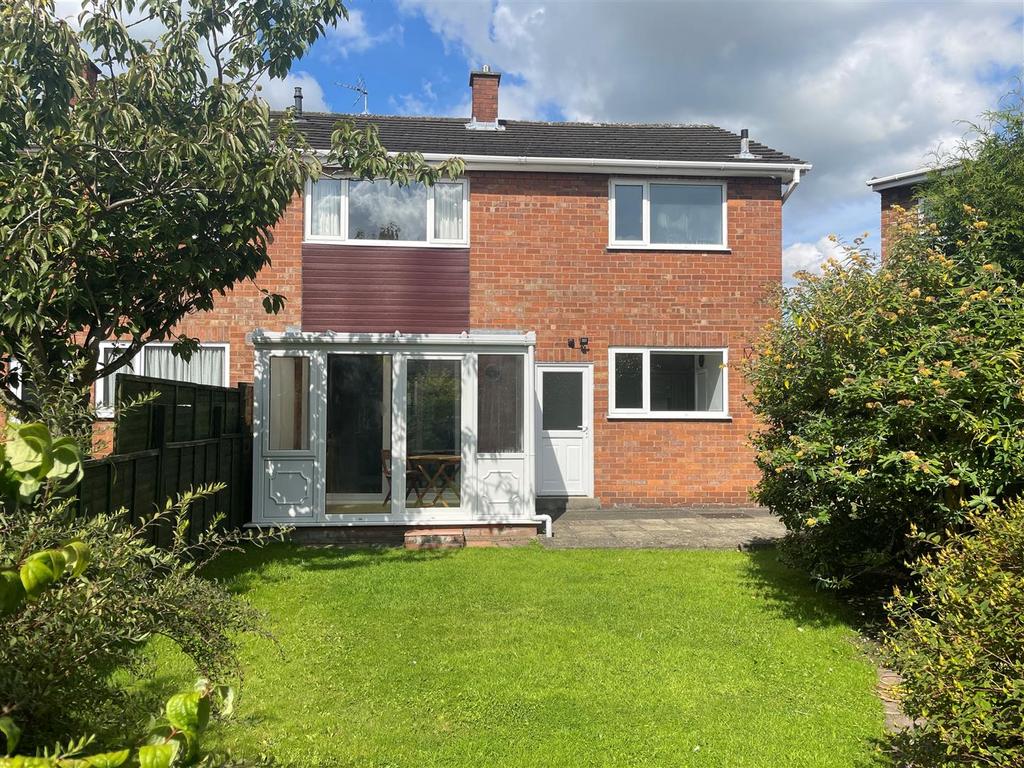 Greenfield Park Drive, Stockton Lane, York, YO31 1JB 3 bed townhouse