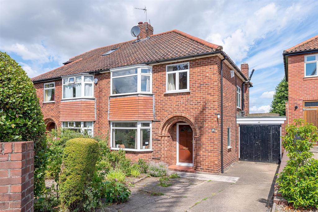 Windmill Rise, Holgate, York, YO26 4TX 3 bed semidetached house for