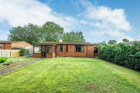 16 Southfields, Shefford, SG17 5AS