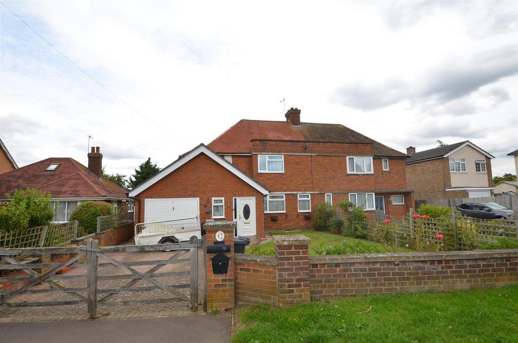 Fildyke Road, Meppershall, Shefford 3 bed semidetached house for sale