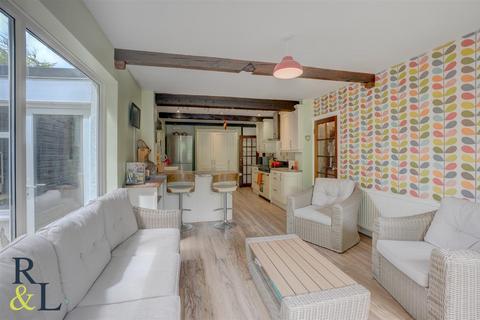 4 bedroom detached bungalow for sale - The Fosse, Kinoulton, Nottingham
