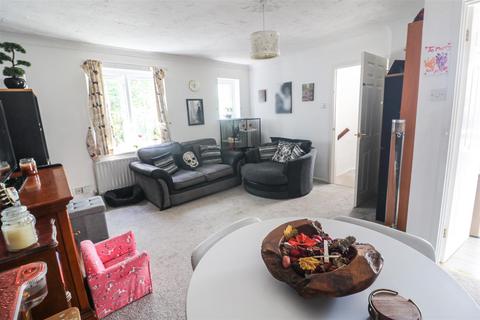 1 Chamberlain Close, Church Langley, Harlow, CM17 9QP