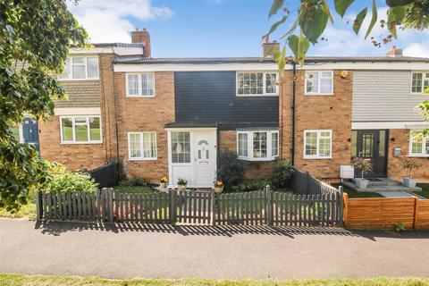 69 Radburn Close, Harlow, CM18 7EF