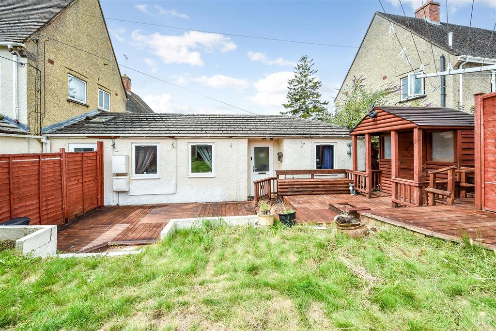 Leigh Road, Andover 1 bed bungalow £170,000