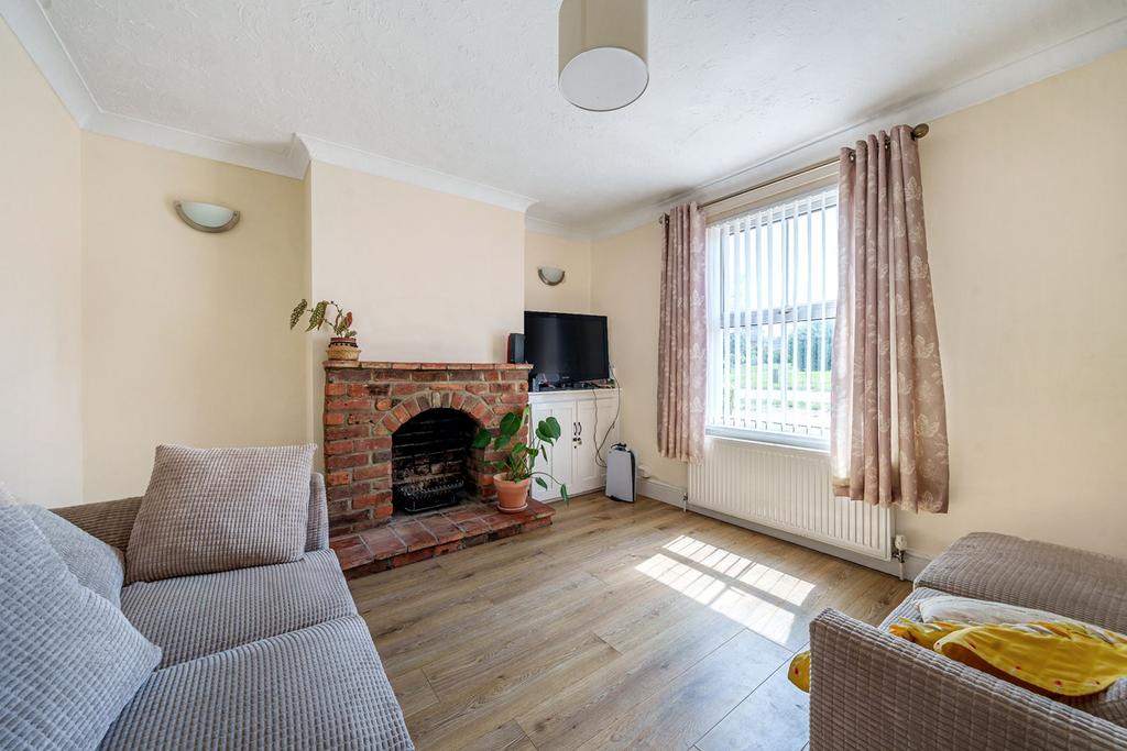 Steppingley Road, Flitwick, Bedford, MK45 3 bed terraced house for sale