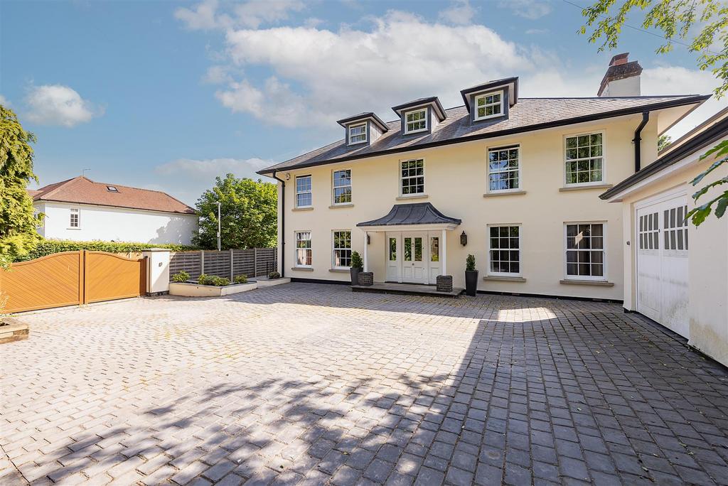 Townsend Drive, St. Albans 6 bed detached house for sale - £2,950,000