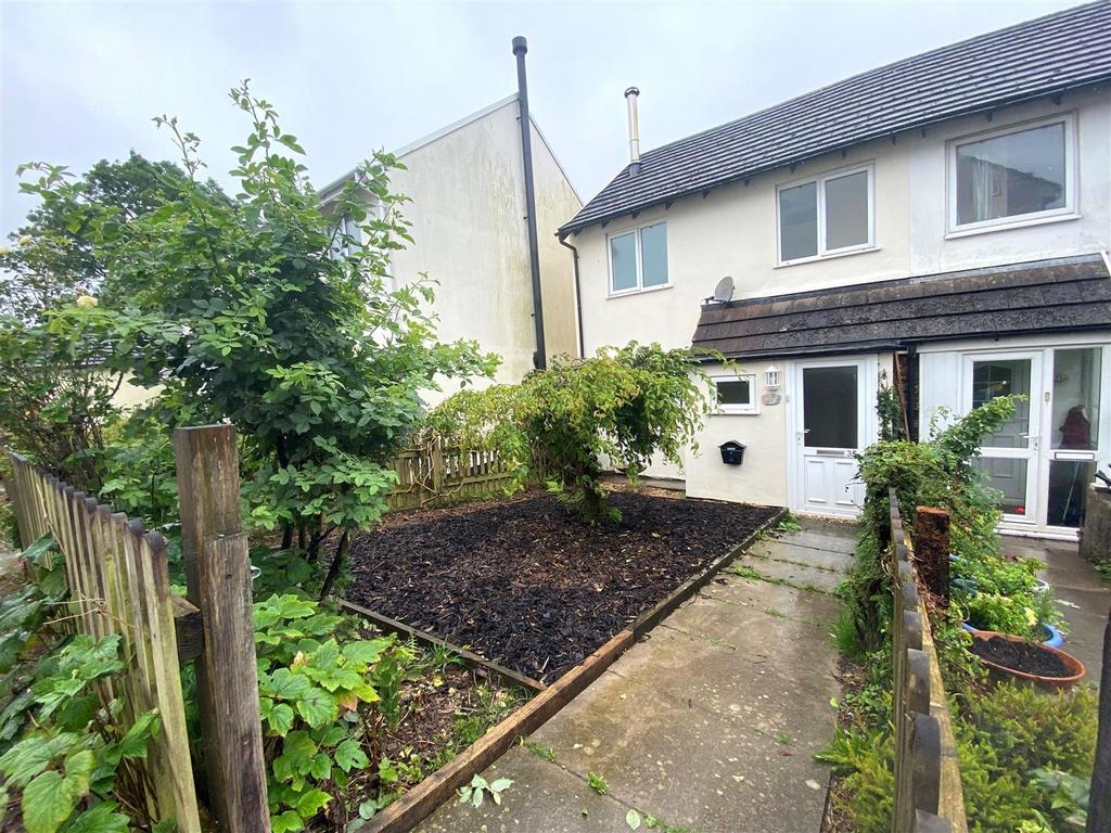 Furze Park Road, Bratton Fleming, Barnstaple 3 bed semidetached house