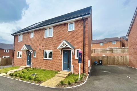 3 bedroom semi-detached house for sale, Daffodil Drive, Lydney, GLoucestershire GL15 5RE