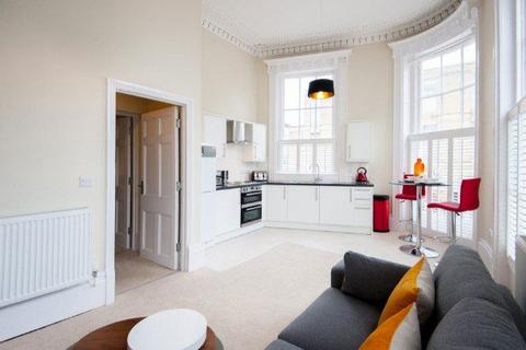 1 bedroom apartment for sale, High Street, Cheltenham, GL50 3HD