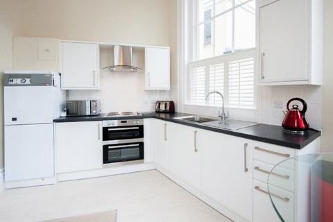 1 bedroom apartment for sale, High Street, Cheltenham, GL50 3HD