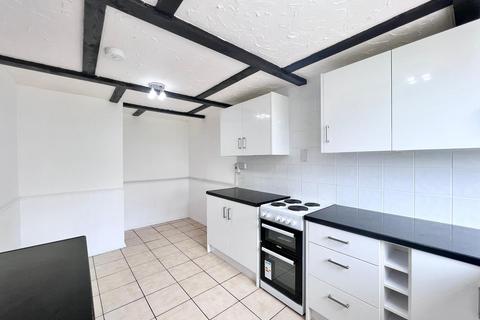 3 bedroom end of terrace house to rent, Watten Court, Milton Keynes MK2