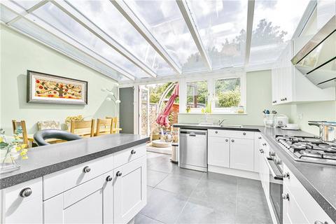 26 Heathside, Hounslow, TW4 5NN