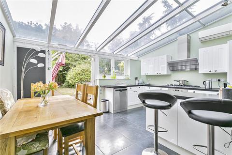 26 Heathside, Hounslow, TW4 5NN