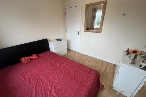 undefined, Morden Road, Mitcham, CR4