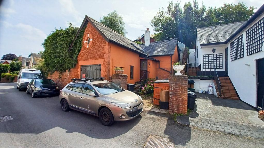 Goshen Road, Torquay, TQ2 6BB 2 bed detached house for sale £249,995
