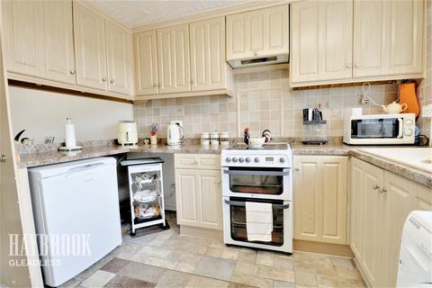 2 bedroom terraced house for sale - Hollinsend Road, Sheffield