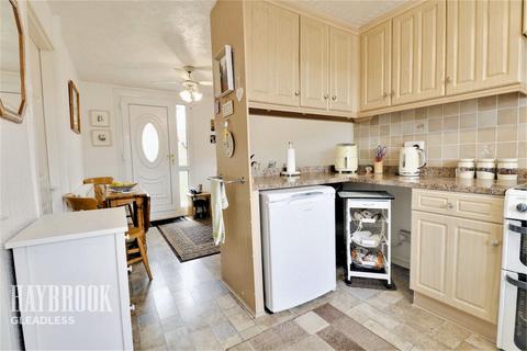 2 bedroom terraced house for sale - Hollinsend Road, Sheffield