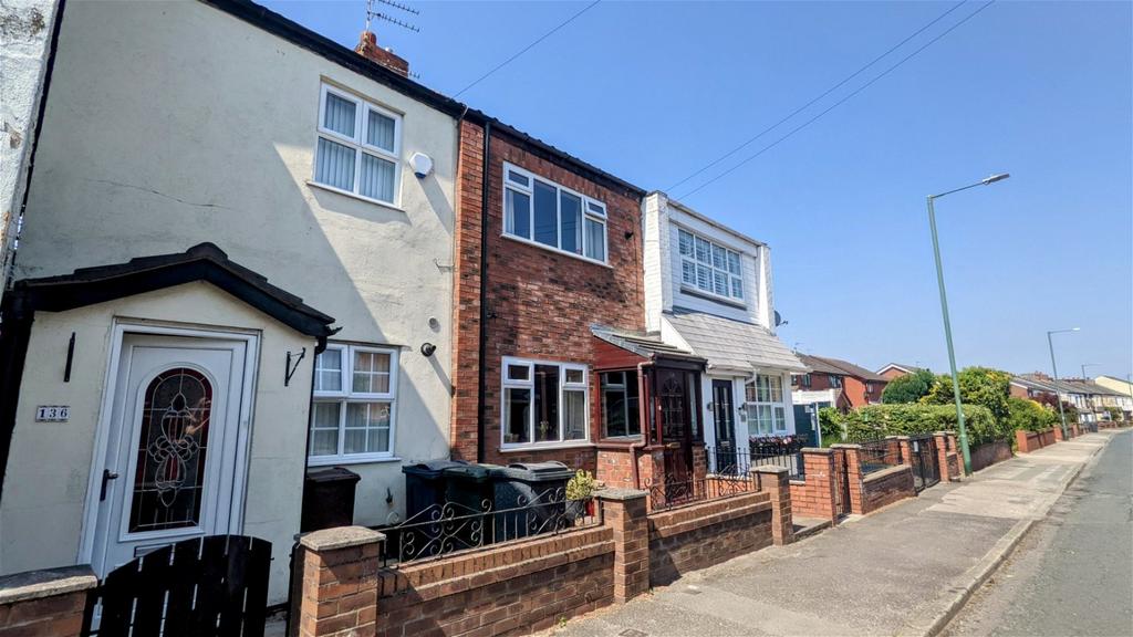 Liverpool Road, Skelmersdale WN8 2 bed terraced house £170,000