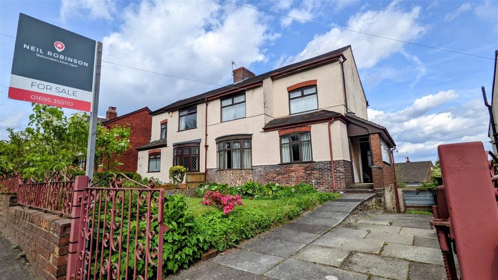 Grove Road, Skelmersdale WN8 4 bed semidetached house for sale £235,000