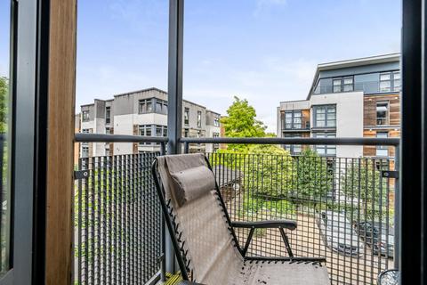 Flat 19, Knight House, 22 Scott Avenue, London, SW15 3PB