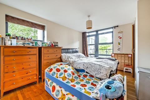 Flat 19, Knight House, 22 Scott Avenue, London, SW15 3PB