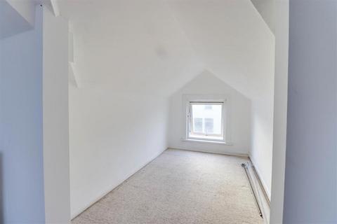 undefined, Brightwell Ave,