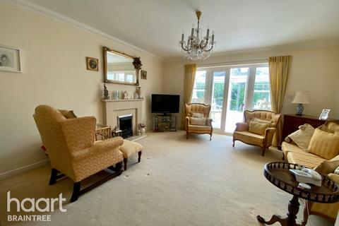 62 Chestnut Avenue, Great Notley, Braintree, CM77 7YJ
