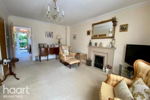 62 Chestnut Avenue, Great Notley, Braintree, CM77 7YJ
