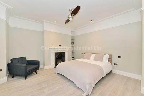 3 bedroom apartment for sale, Haven Green, Ealing