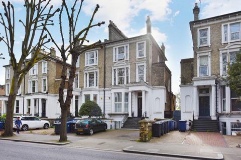 3 bedroom apartment for sale, Haven Green, Ealing