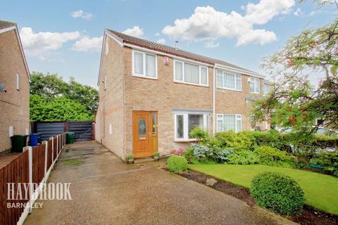 3 bedroom semi-detached house for sale - Eastfield Crescent, Staincross