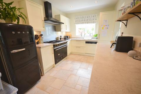 8 Bennett Road, Oakley, Corby, NN18 8QN