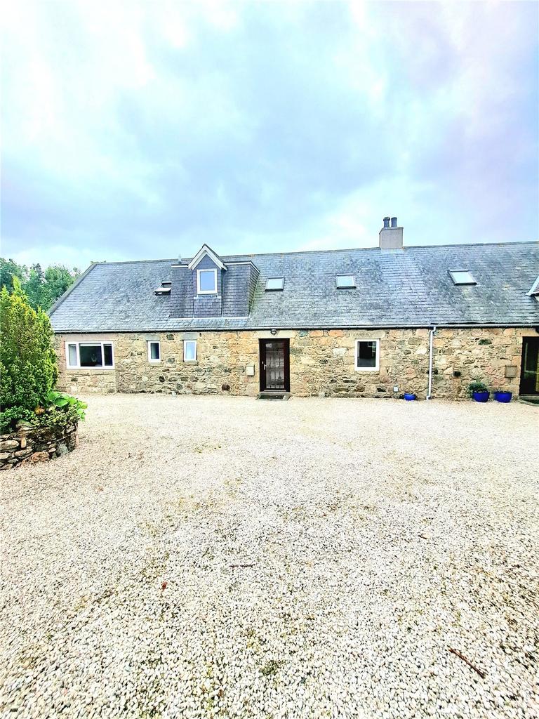 Kinghorn, Newmachar, Aberdeenshire, AB21 4 bed semidetached house £