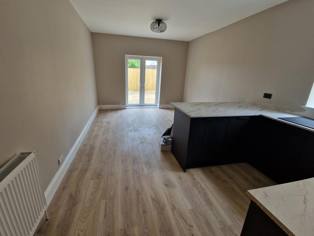Lounge / Kitchen