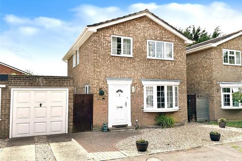 4 bedroom detached house for sale, Spinnaker Close, Littlehampton, West Sussex