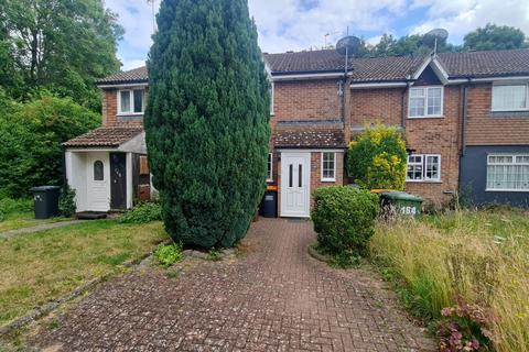 2 bedroom terraced house to rent, Cemetery Road, Houghton Regis, LU5