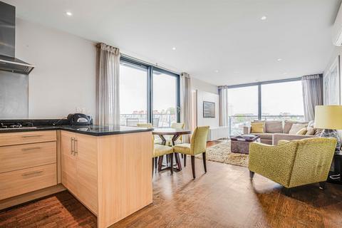 2 bedroom flat to rent, Ellesmere Court, Fulham Road, SW10