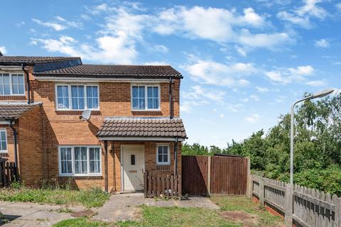 7 Cedar Drive, Chesham, HP5 2GW